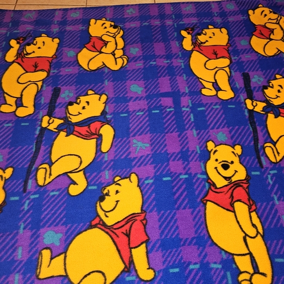 Vintage Disney Winnie The Pooh fleece Blanket Sleepingbag - Picture 2 of 7